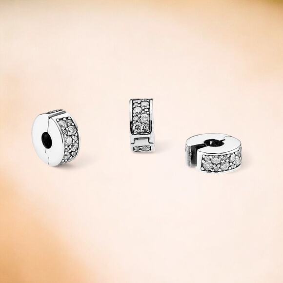 Pandora Clear Pavé Clip Charm - Picture 4 of 6